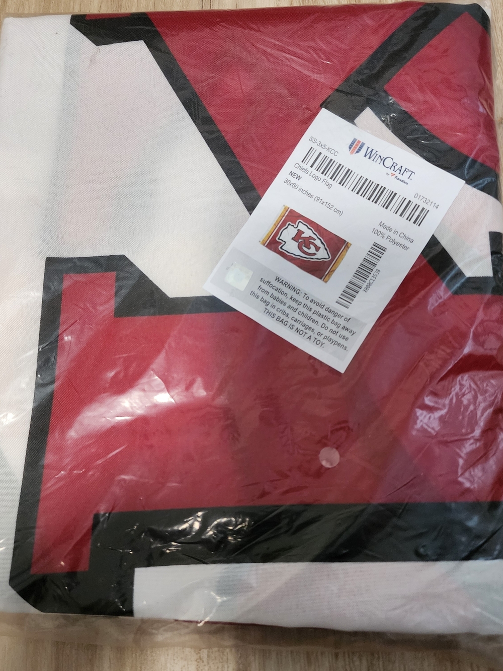 WinCraft Kansas City Chiefs Red and White Logo Flag